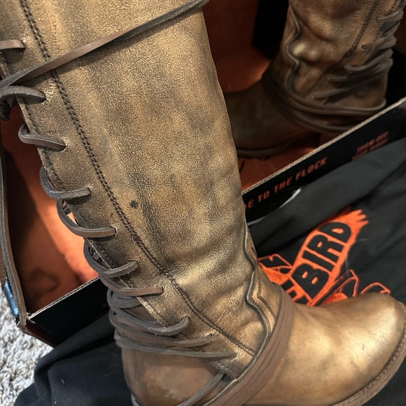 Freebird Bronze Coal  Lace-Up Boots - Picture 3 of 7